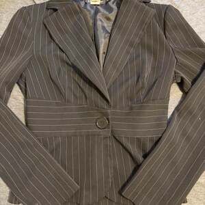 Vintage Odds’n Evens Black Pinstripe Blazer — Office Siren Style, Size 3